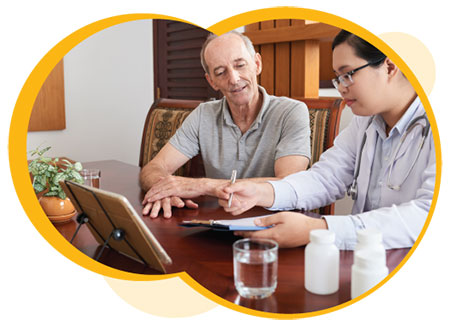 A traditional Chinese medecine practitioner with a patient