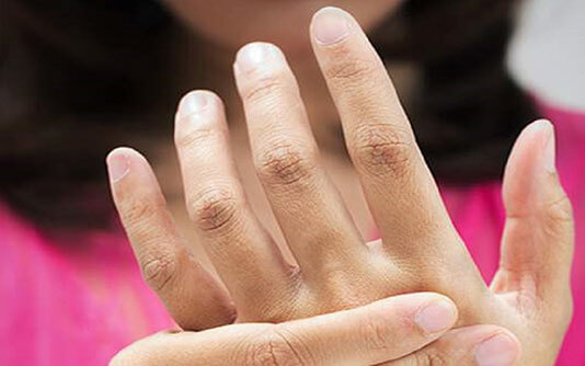 10 Ways to Help Sore Hands 